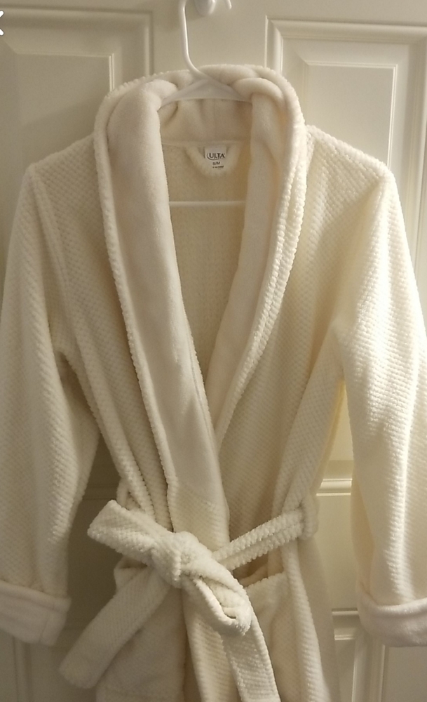 White bath robe